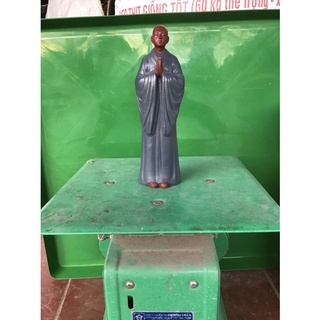 bộ 2 tượng tăng nhân bái phật