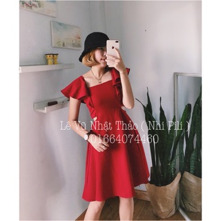 Đầm khoét eo thiết kế .