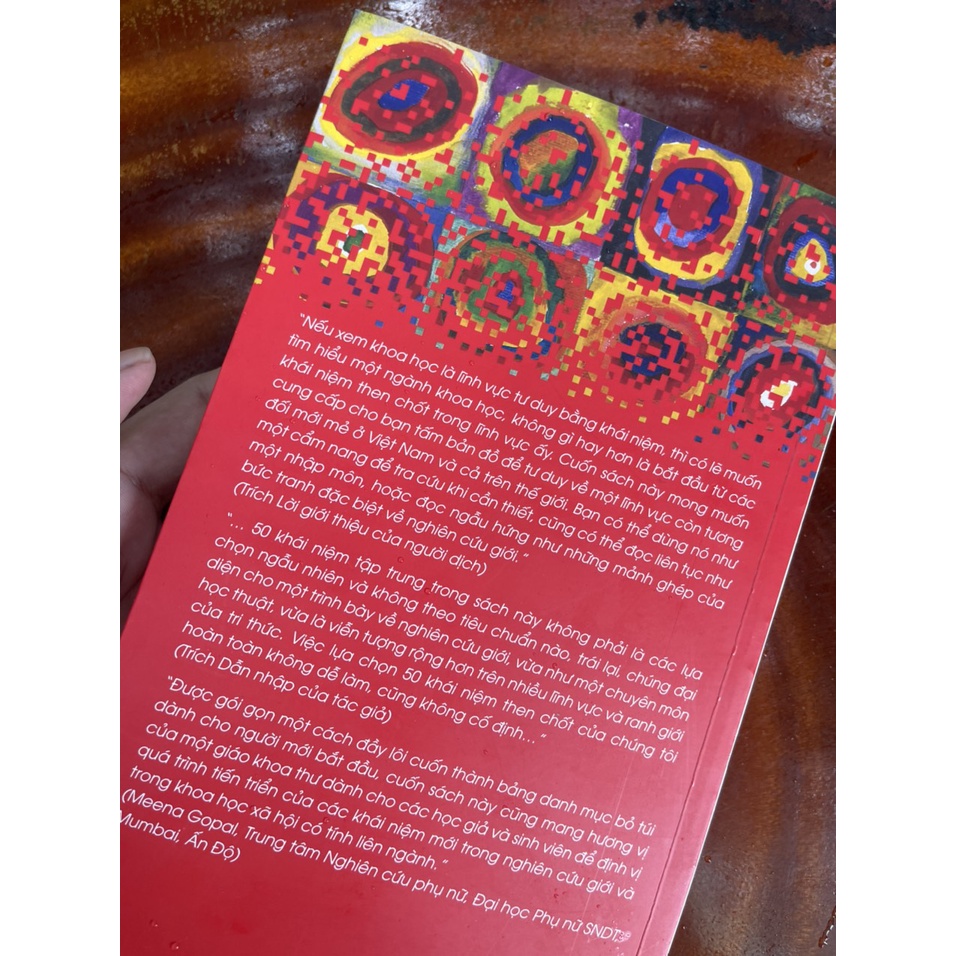 Sách - Khái Niệm Then Chốt Trong Nghiên Cứu Giới - Jane Pilcher &amp; Imelda Whelehan - Nguyễn Thị Minh dịch – NXB Phụ Nữ