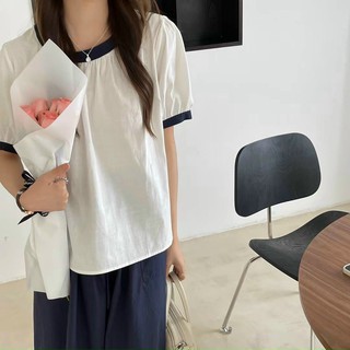 Áo cổ tròn tay phồng viền nữ tính