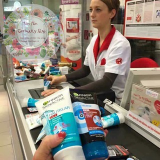 Sữa rửa mặt Garnier 3in1 đa tác động Đức