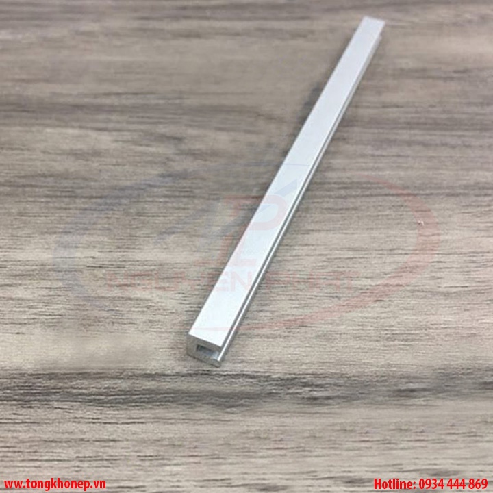 Nẹp nhôm chữ U5mm, nẹp tạo chỉ trang trí vách tường