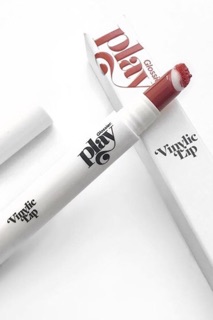 Son bấm VINYLIC LIP / Glossier