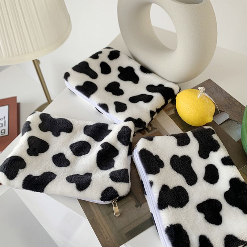 Ví Đựng Tiền Xu Mini Hình Bò Sữa Bằng Lông Nhung Có Khóa Kéo Dễ Thương Xinh Xắn