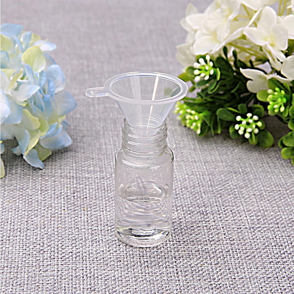 Phễu nhựa mini trong suốt tiện dụng