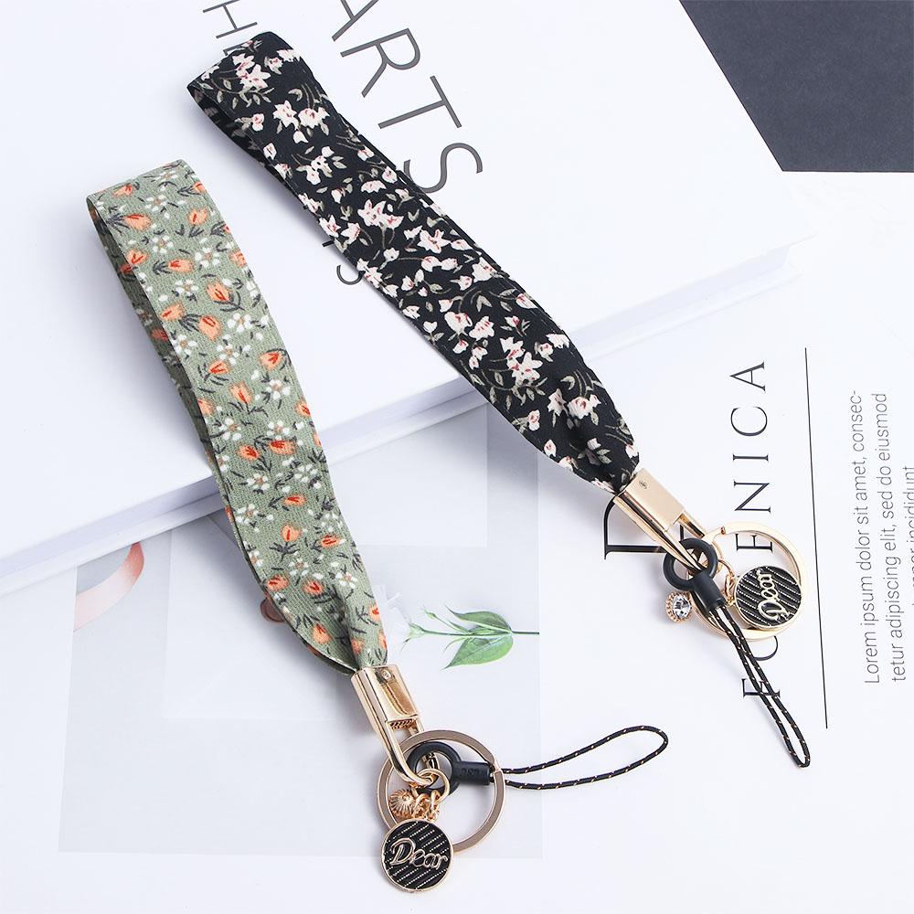 Dây Đeo Điện Thoại / Chìa Khóa / Thẻ ID Bằng Lụa In Họa Tiết Hoa Xinh Xắn