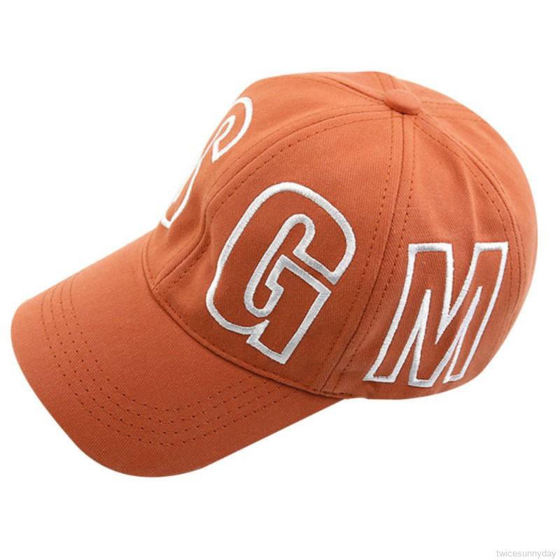 Nón lưỡi trai gắn trang trí quả cầu lông xù đáng yêu dành cho các bé