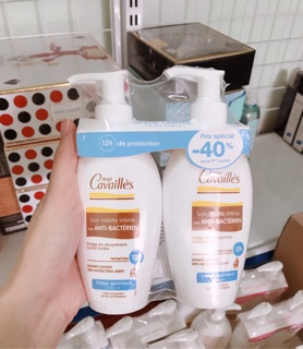 Dung dịch vệ sinh Roge Cavailles