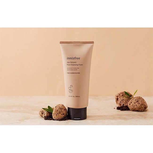 Sữa rửa mặt tro núi lửa innisfree - tẩy tế bào chết Jeju Volcanic Pore Scrub Foam 150ml