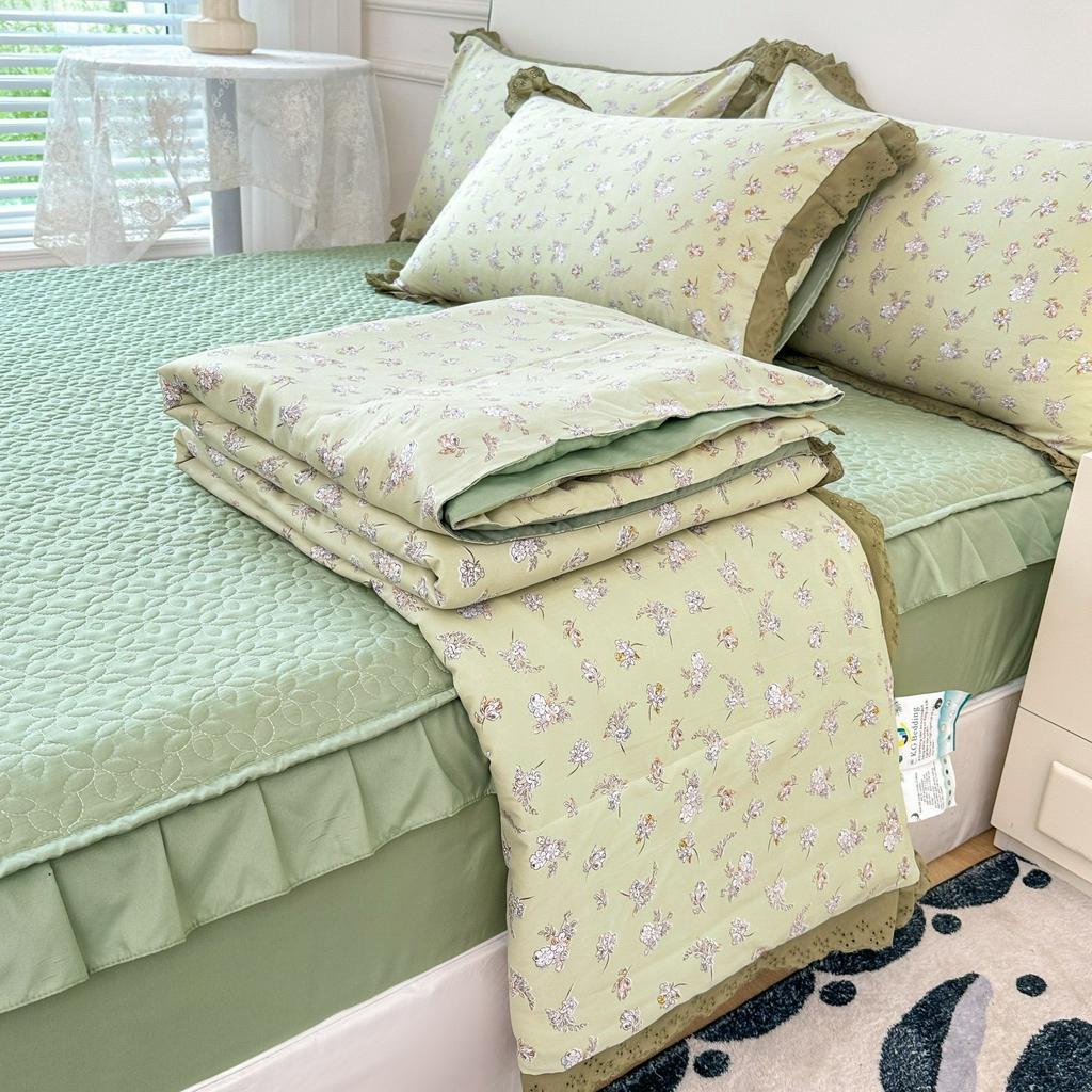 Bộ chăn ga chất liệu cotton đũi mềm mại nhập khẩu, set 5 món bo chun viền bèo chăn ga họa tiết Vintage xinh xắn