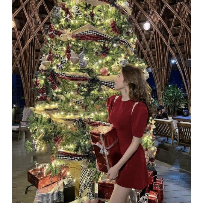 Váy Nhung Đỏ NADO, Đầm đỏ dự tiệc Cổ Tròn Tay Bồng Mặc Đi Chơi Tết Dáng Chữ A Đẹp Thời Trang Nữ Có Size S M L | BigBuy360 - bigbuy360.vn