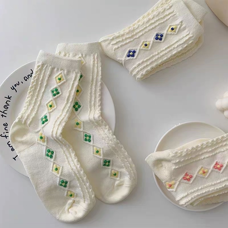 Set 03 tất len thêu ullzang xinh xắn