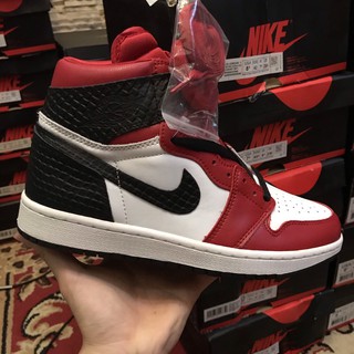 [KellySneaker] Jordan 1 High Satin ( Ảnh thật + Hàng Sẵn)