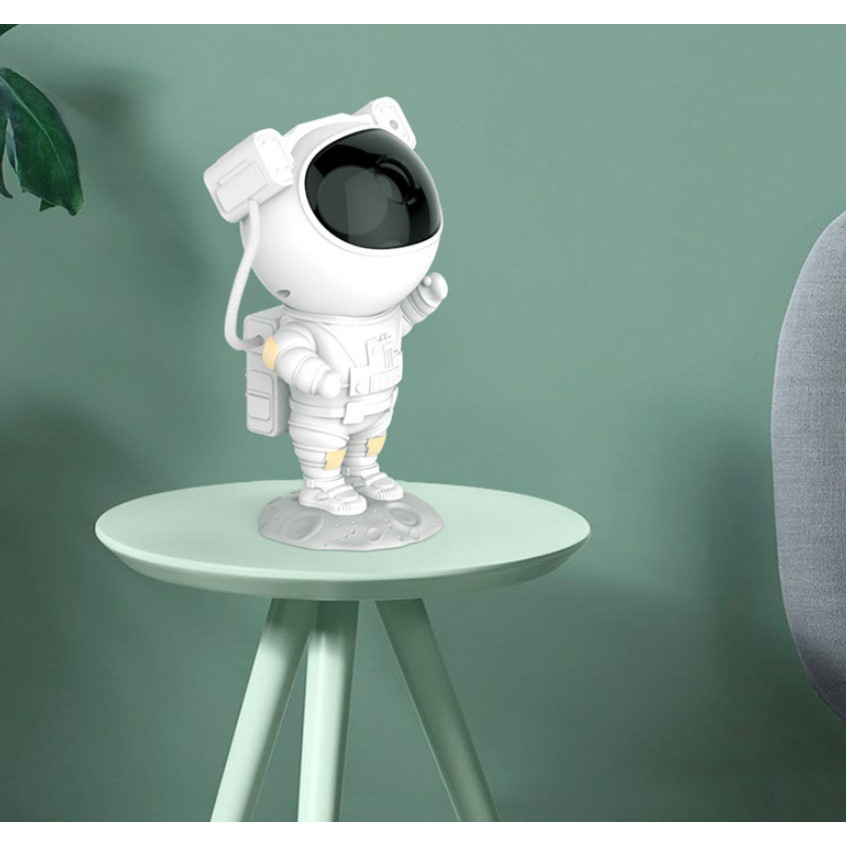 Đèn ngủ Astronaut Galaxy Star Projector Night Light