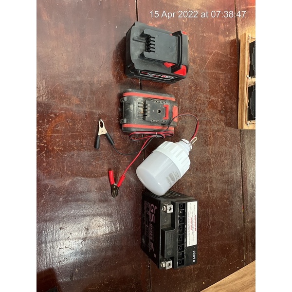 bóng đèn 12v  DC  12w  Rạng Đông  đui xoay 27