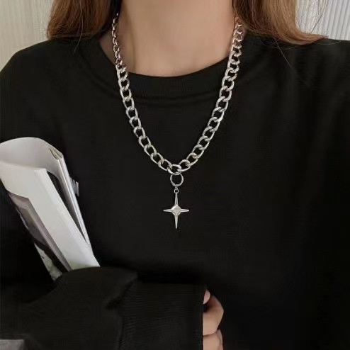 Dây Chuyền Thép Titan Mặt Thánh Giá Thời Trang