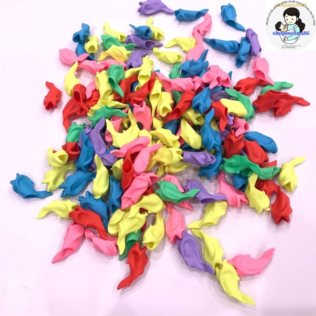 cá định hình, Đệm bút hình cá heo giúp bé định vị viết đúng tư thế