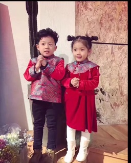 Áo dài tết cho bé