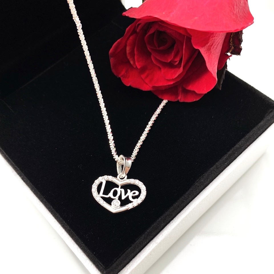 Dây chuyền bạc nữ mặt trái tim khắc chữ Love, Vòng cổ dây xù chất liệu bạc Ý cao cấp