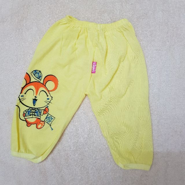 Quần chục cho bé