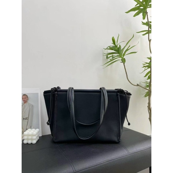 TNS-Túi tote công sở form vuông  Luxo tote bag--tone đen classic