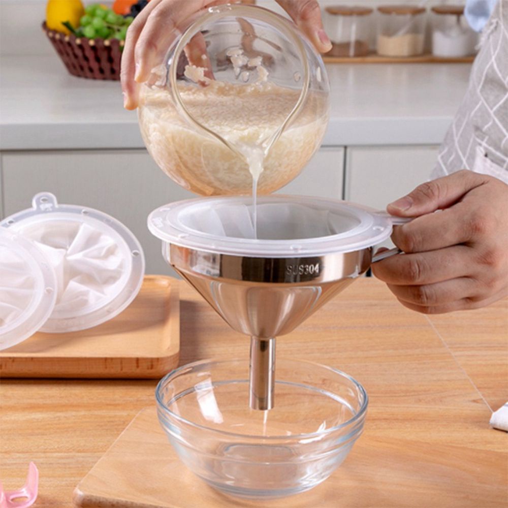 Phễu lọc dầu bằng thép không gỉ tháo rời được tiện dụng cho nhà bếp
