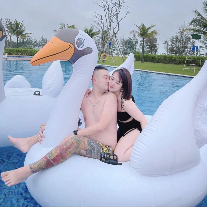 Phao Bơi Thiên Nga Trắng 194cm Người Lớn Khổng Lồ - Kèm Bơm + Phao Mini