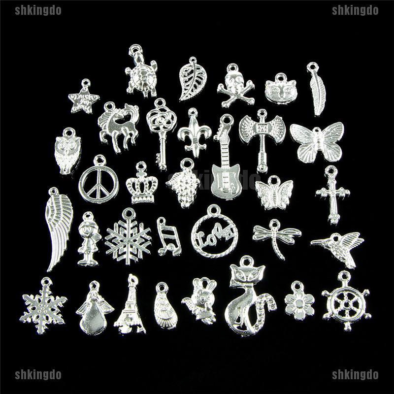 50 mặt dây chuyền màu bạc thiết kế phong cách Retro