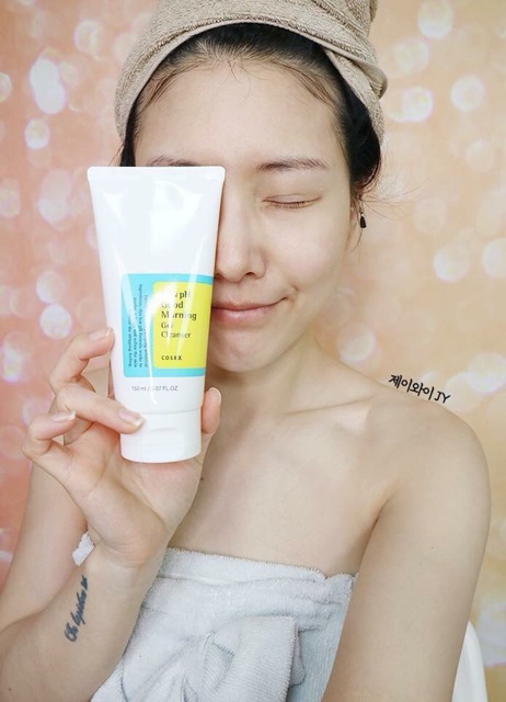 Sữa Rửa Mặt Dạng Gel Cosrx Low PH Good Morning Gel Cleanser