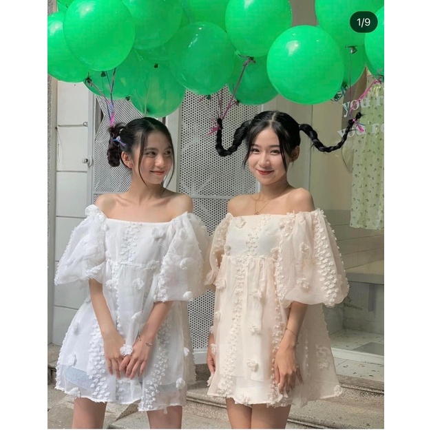 Áo babydoll trễ vai bánh bèo mặc dấu quần - Áo hoa nổi trắng/be dễ thương
