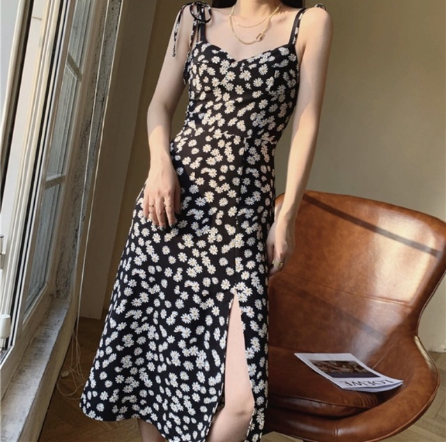 Đầm dài hai dây hoa cúc trắng xẻ đùi trend - Daisy1 Dress | BigBuy360 - bigbuy360.vn