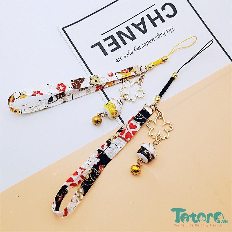 Chùm móc khóa Mèo May Mắn Anh Đào