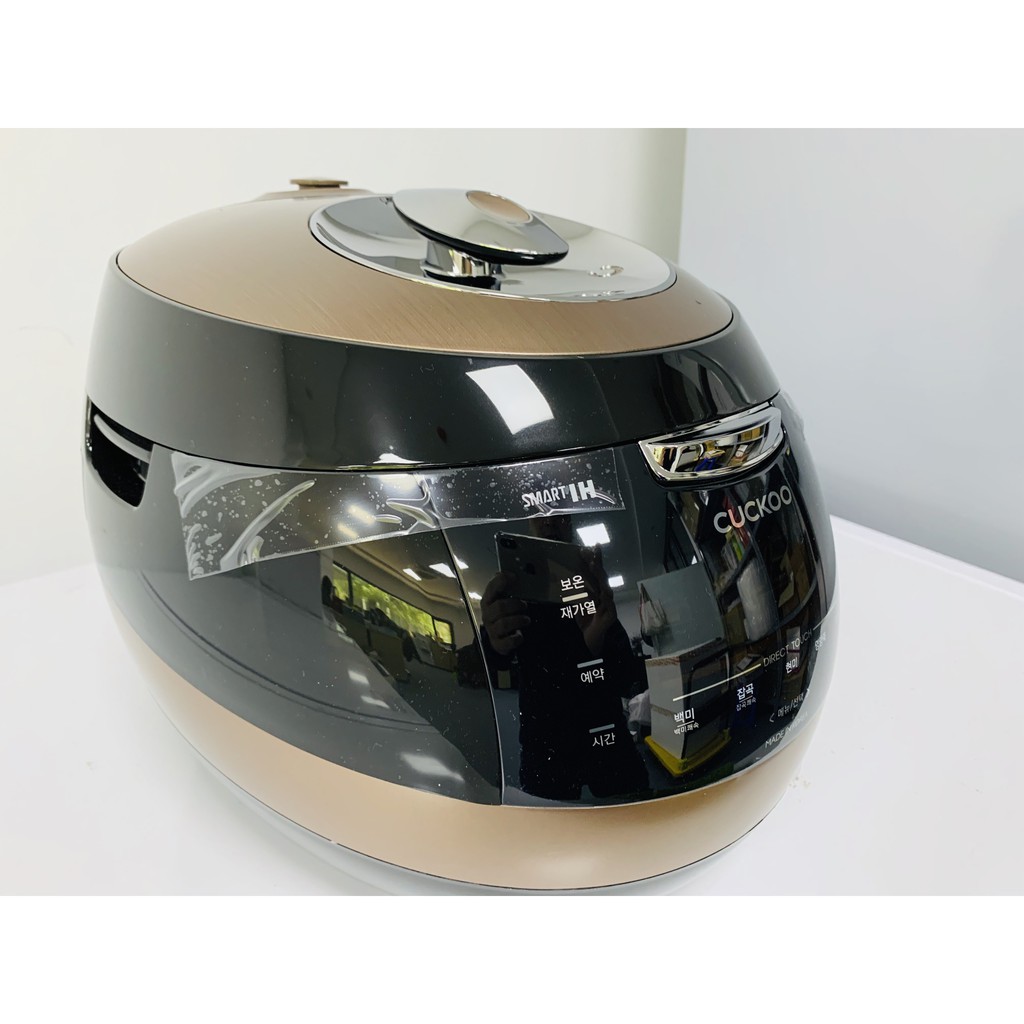 Nồi Cơm Điện Cao Tần Cuckoo CRP-AHXB1060FB. Bảo Hành Chính Hãng Cuckoo | BigBuy360 - bigbuy360.vn