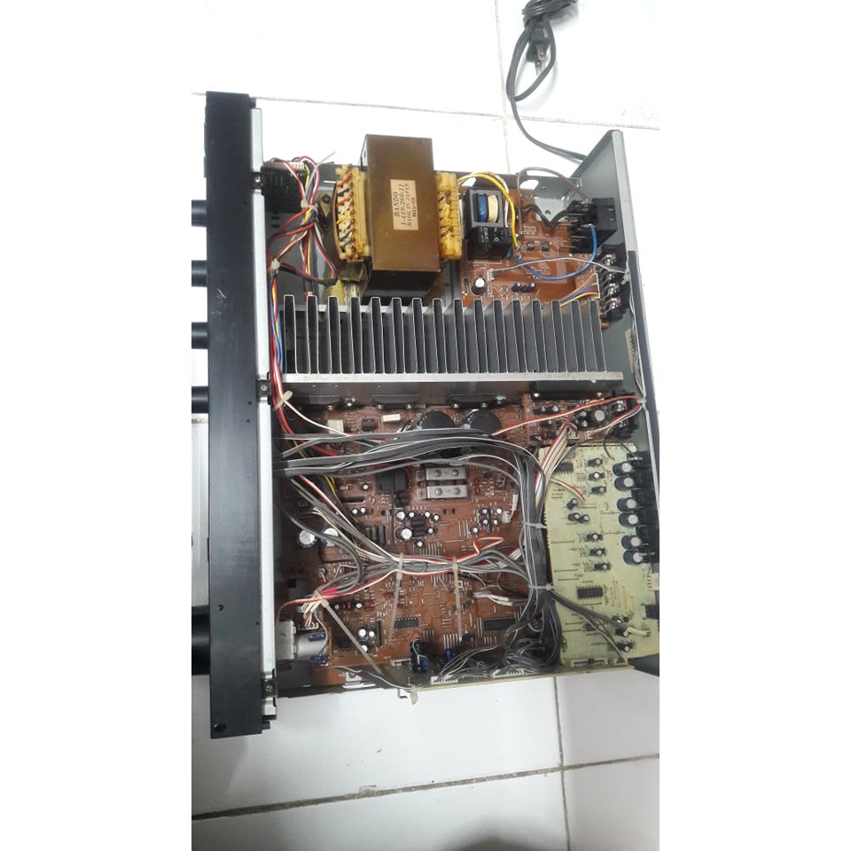 Bán amply sony AV 500