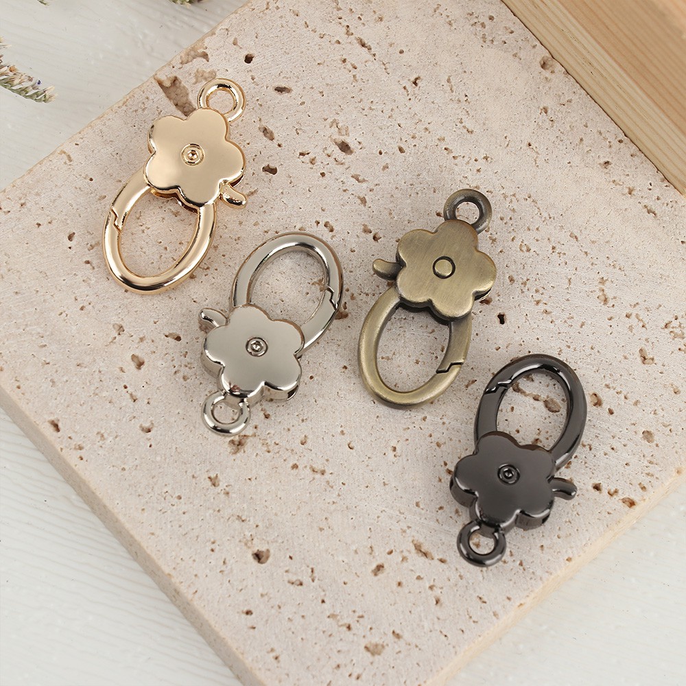 2 Móc Khóa Kim Loại Hình Hoa Mận 4 Màu Chất Lượng Cao