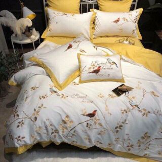 Sét chăn, ga, gối lụa thêu én vàng