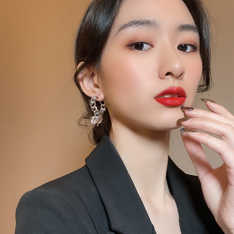 Bông tai khoen tròn kèm charm độc lạ, sành điệu BT216