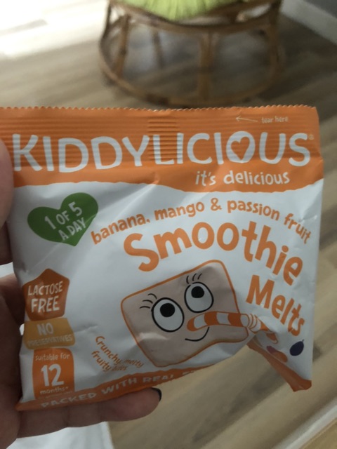 Kiddylicious 12m+ sinh tố sấy khô UK cho bé dị ứng sữa bò