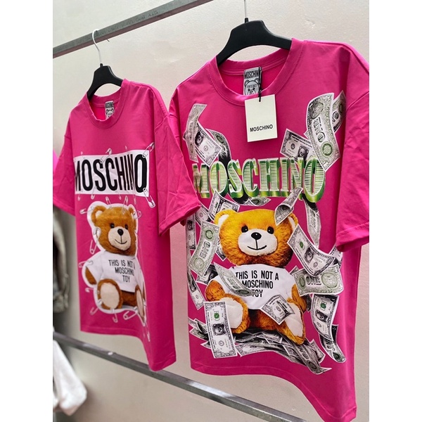 áo Moschino màu hồng , có 3 size M,L,XL
