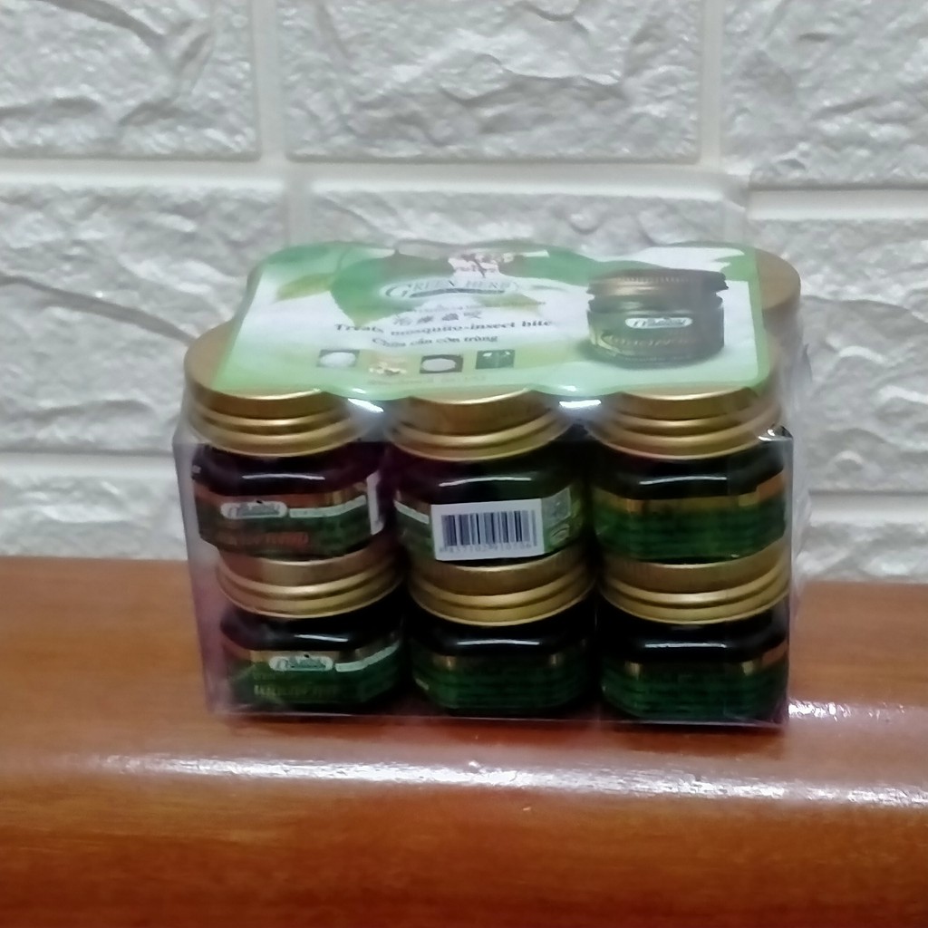 Lốc 12 Dầu cù là thơm Thái Lan ( Green Herb ) 12 lọ x 10g