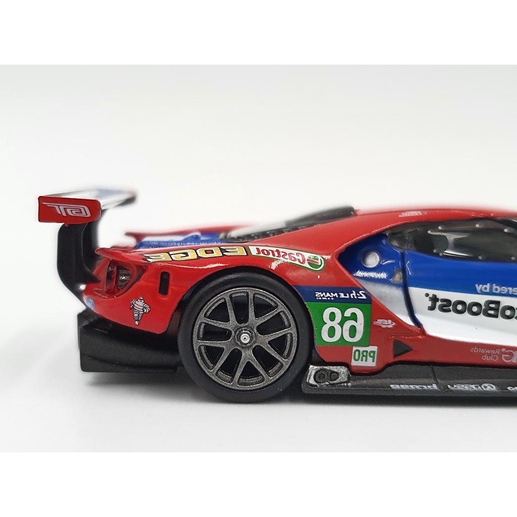 Xe Mô Hình Ford GT LMGTE PRO #68 2016 24Hrs of Le Mans Class Winner Ford Chip Ganassi Team USA 1:64 MiniGT ( Xanh )