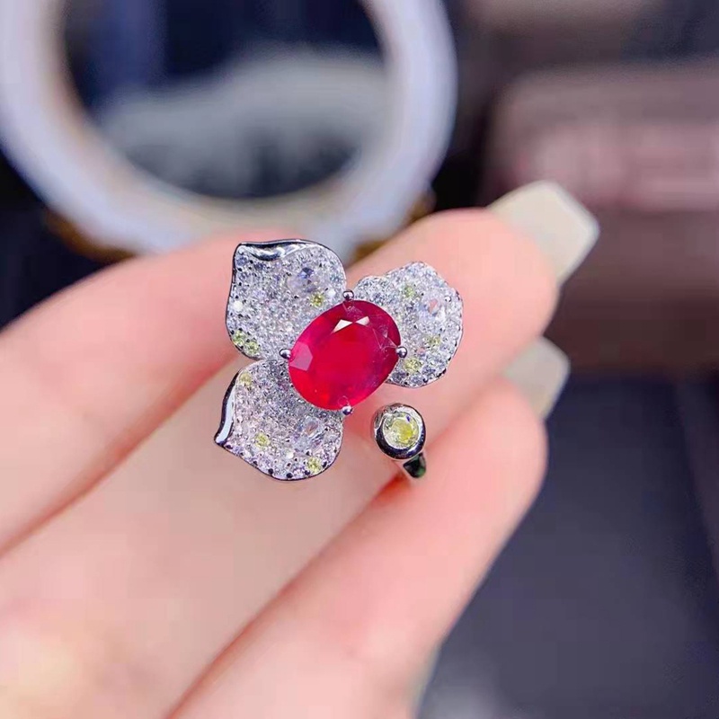 Nhẫn Đính Đá Zircon Hình Oval Thiết Kế Tinh Tế Thời Trang Cho Nữ