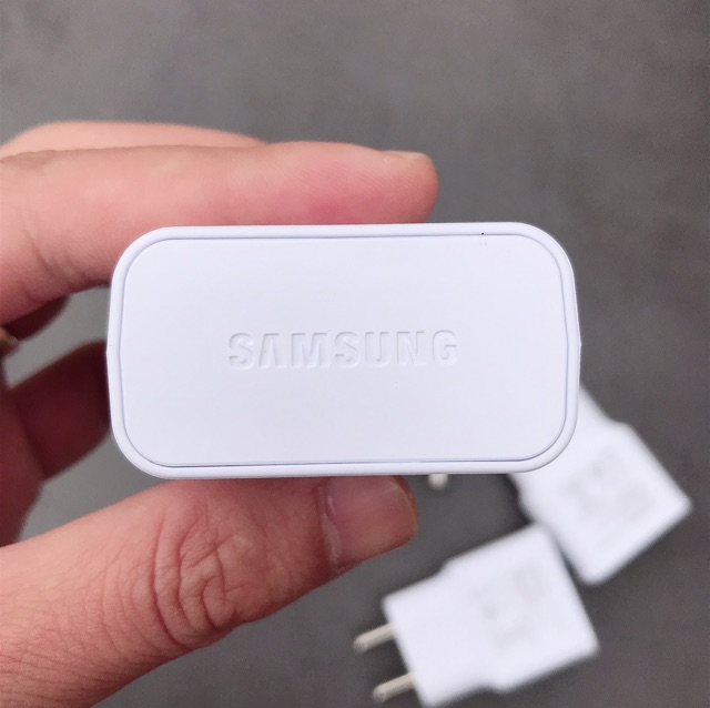 Bộ Sạc Nhanh Samsung S6 / S7 / S7 Edge / Note4 / Note 5 sạc  5v-2A USB ra MICRO chính Hãng SAMSUNG