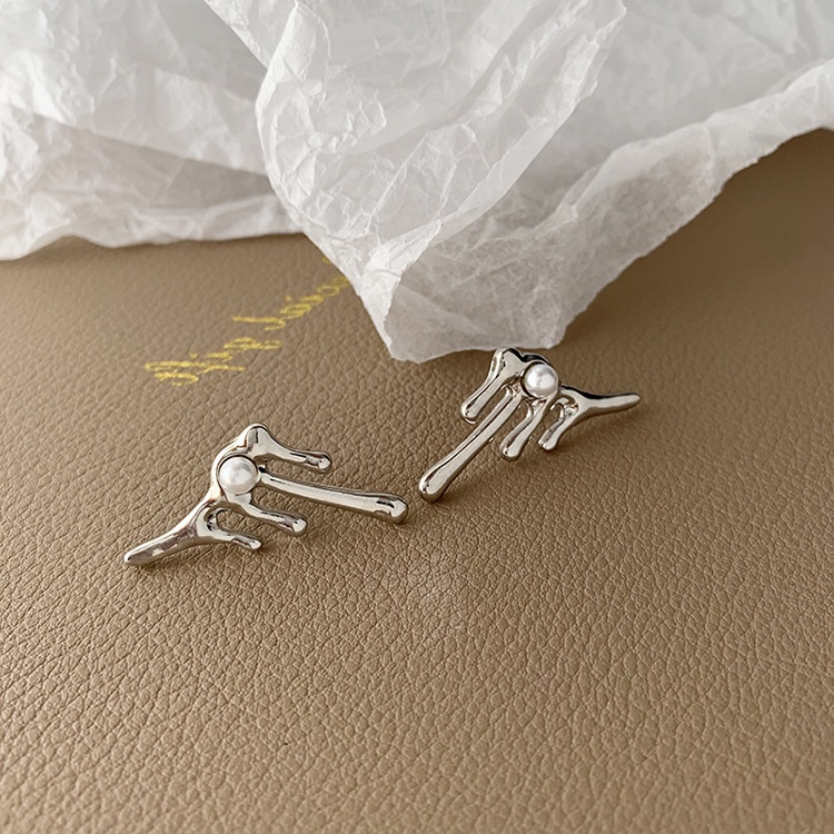 Khuyên tai kẹp không bấm lỗ chốt cố định K052 bằng hợp kim mạ bạc hình giọt nước đính hạt trai dáng ngắn Leous