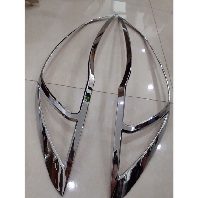 Ốp viền đèn Pha/Hậu xe Elantra 2015-2018