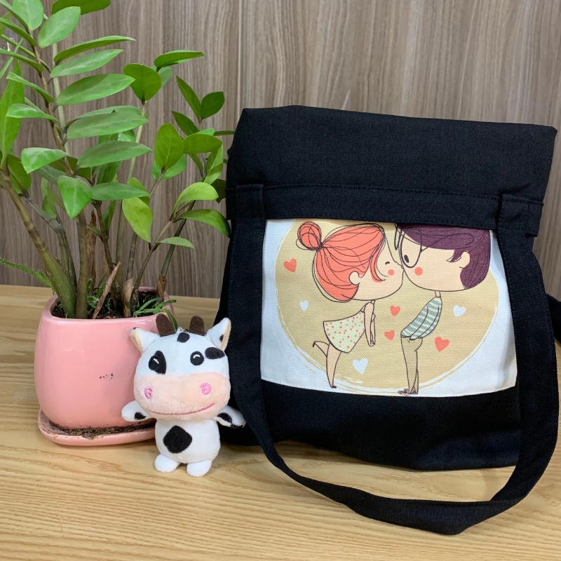 Túi đeo chéo canvas, túi tote đeo chéo nữ vải canvas màu đen in hình túi phụ ngoài TUCANVAS TCV13 | BigBuy360 - bigbuy360.vn
