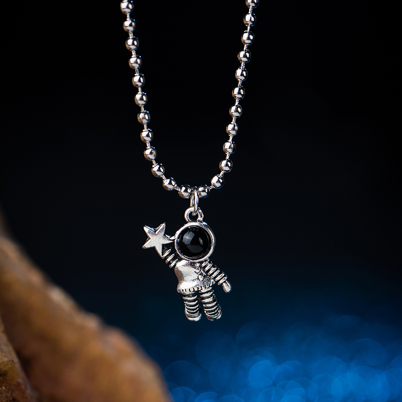 Vòng Cổ Mặt Hình Phi Hành Gia Phong Cách Hàn Quốc