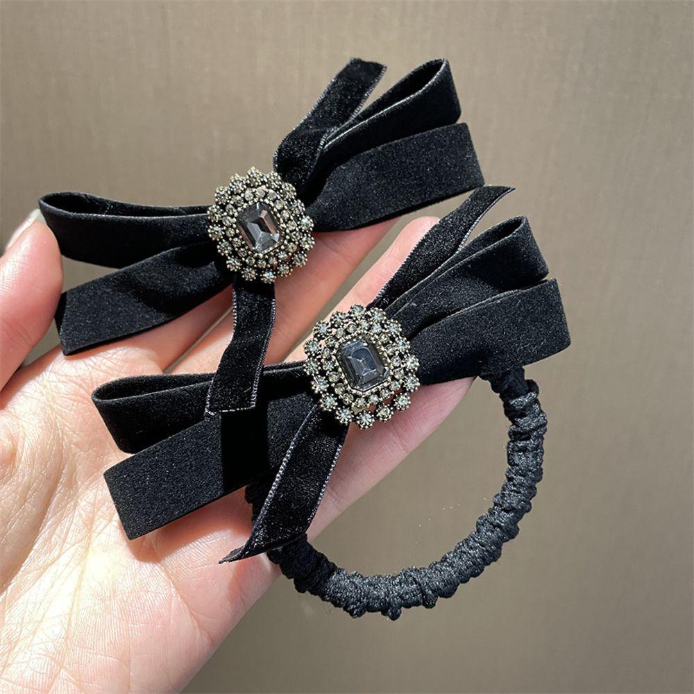 Dây Cột Tóc Đuôi Ngựa Bằng Vải Nhung 26 Kiểu Trang Nhã Dành Cho Bạn Nữ