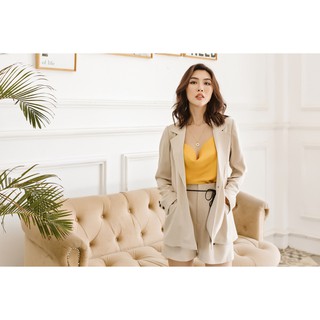 Áo 2 dây cổ đổ lụa vàng Gunich