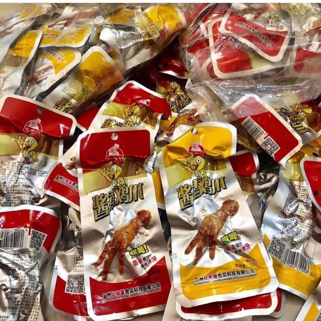 Chân gà cay 8k/ cái